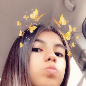 Meet your Posher, Abigail